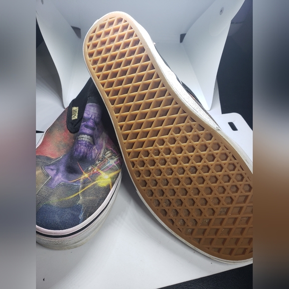 EUC AVENGERS VANS - Picture 3 of 4